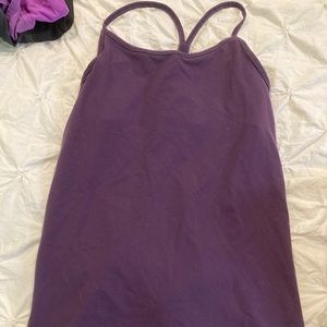 Nike workout top (plum color)